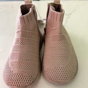 NWT zara urban sneakers for girls in mauve